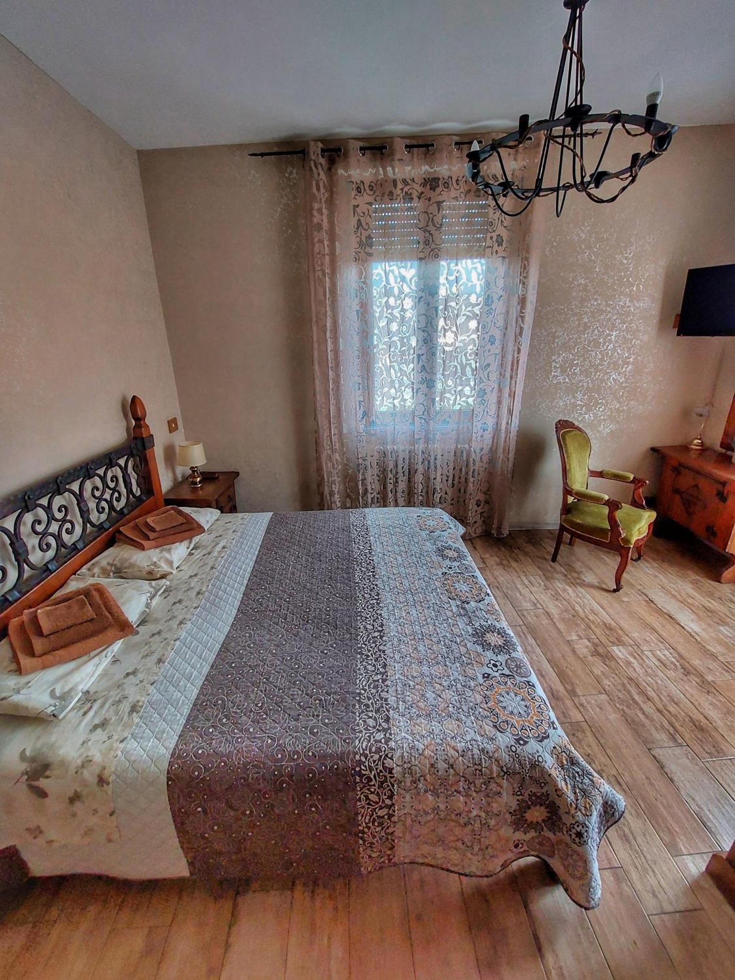 La Finestra Sul Velino, Uno Splendore Da Vivere Rieti Camera foto